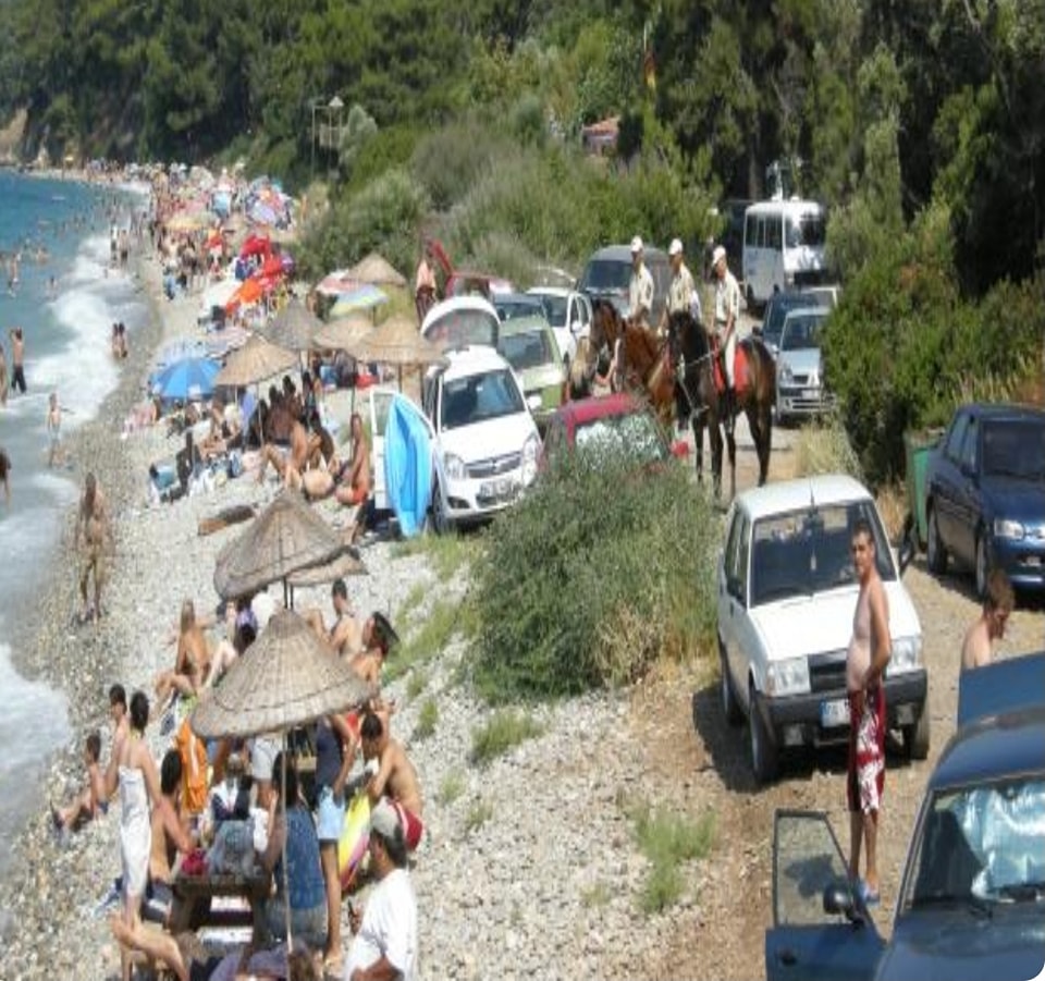 GÜZELÇAMLI MİLLİ PARK’I BAYRAMDA DOLDU TAŞTI