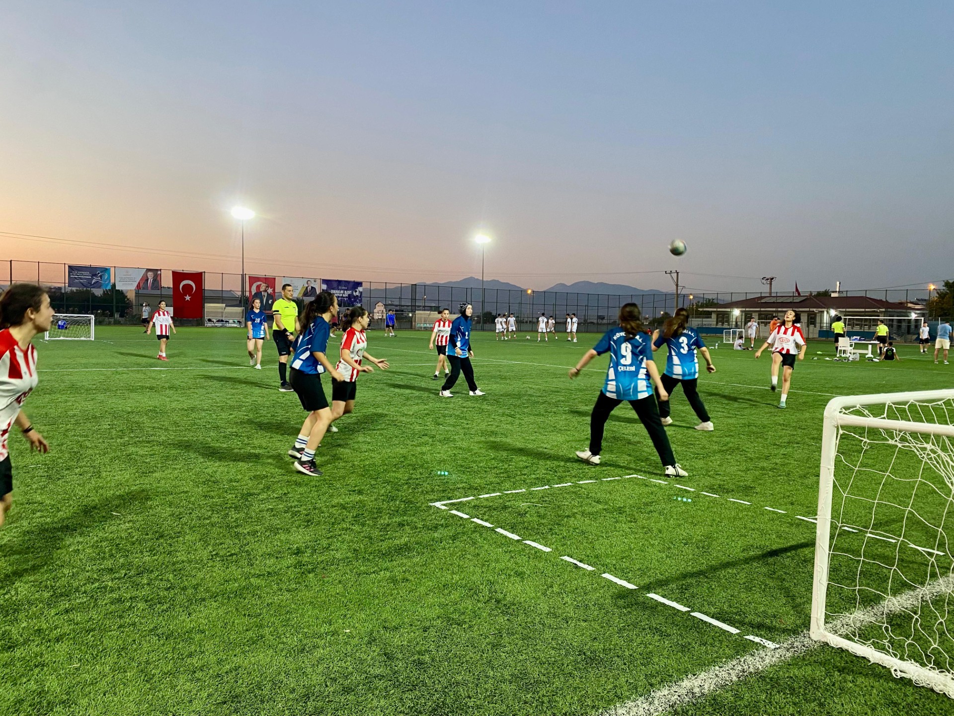 AYDIN 5×5 FUTBOL TURNUVASI BÖLGE FİNALLERİNE EV SAHİPLİĞİ YAPIYOR
