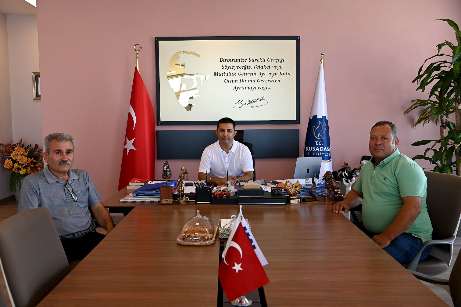 EGE TAHTACILAR DENEĞİ SÖKE ŞUBE BAŞKAN ÖMER GÜNEL’İ MAKAMINDA ZİYARET ETTİ