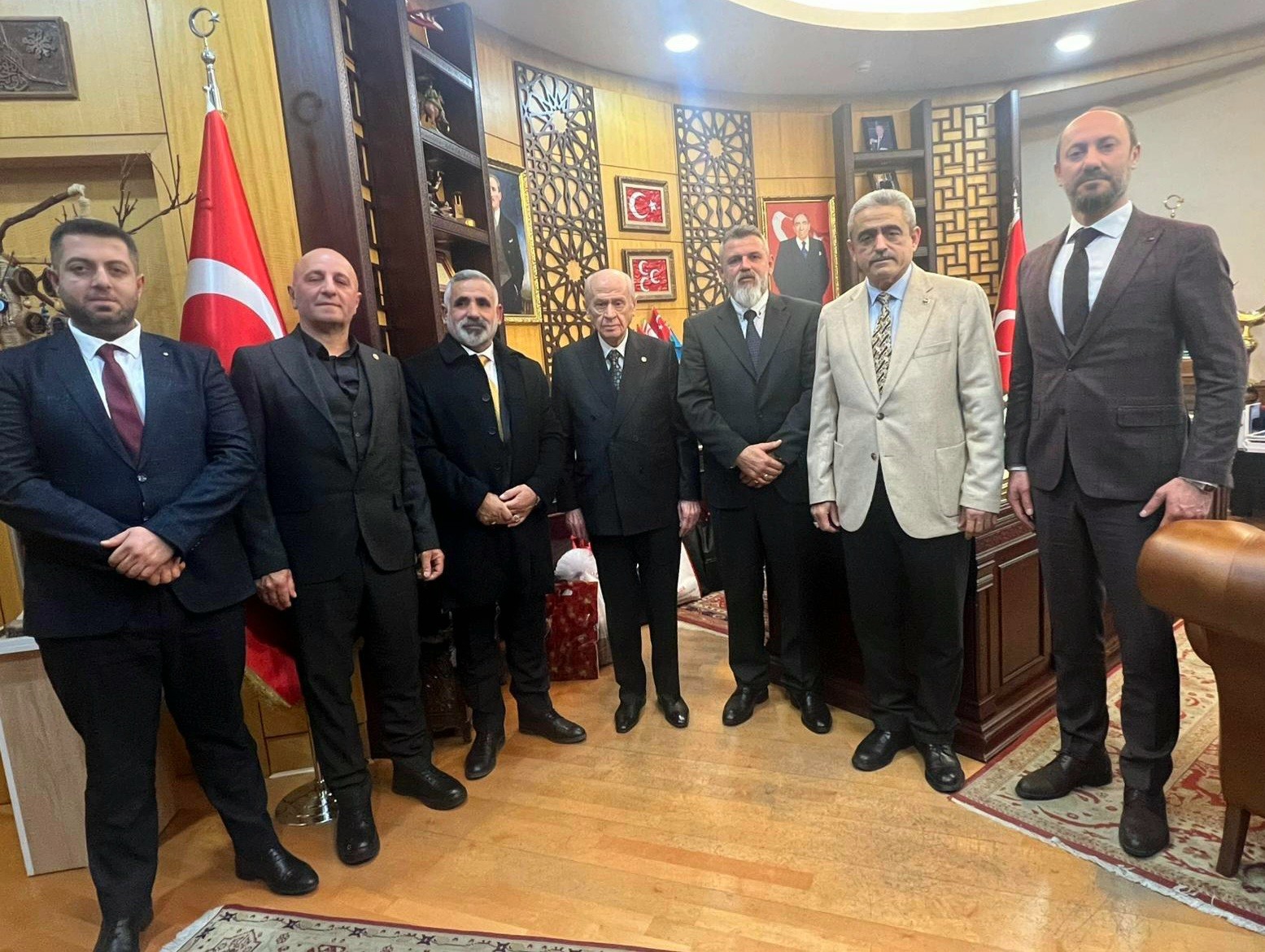 MHP AYDIN İL BAŞKANI’NDAN BAHÇELİ’YE ZİYARET